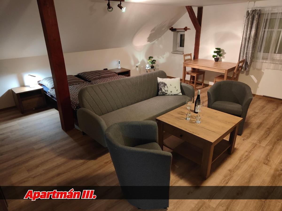 Apartmany Na Ceste Desná Kültér fotó